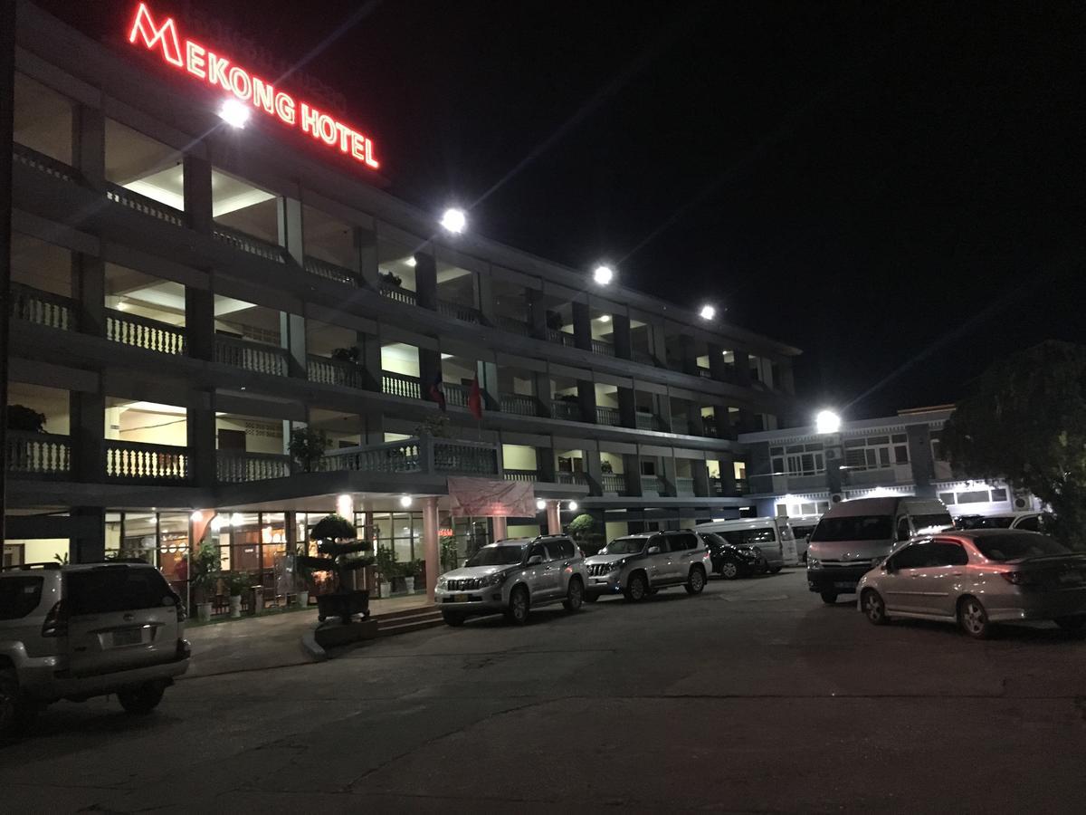 Mekong Hotel Thakhek Extérieur photo