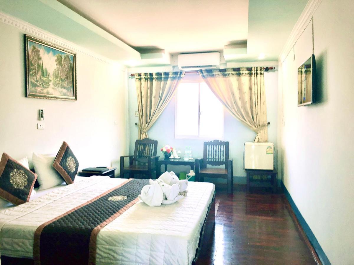 Mekong Hotel Thakhek Extérieur photo