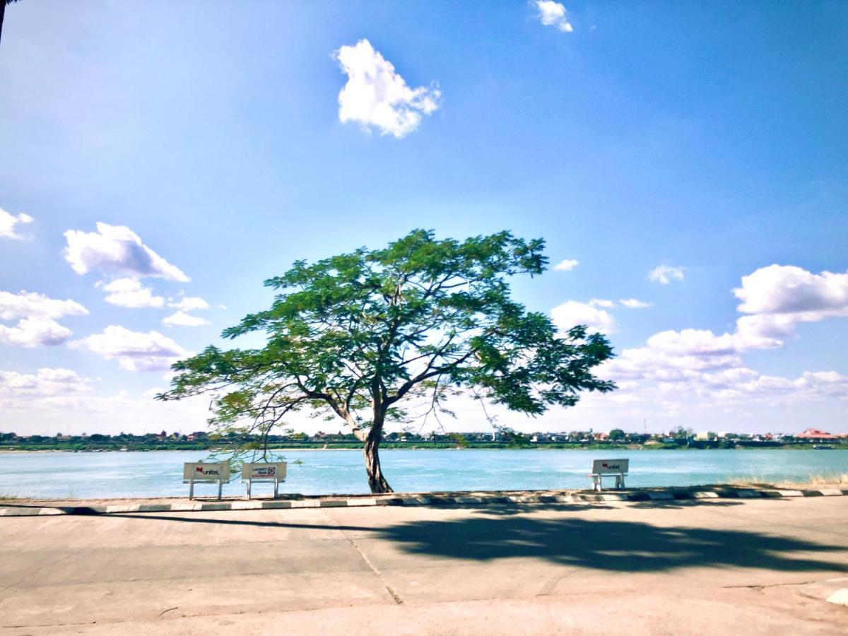 Mekong Hotel Thakhek Extérieur photo